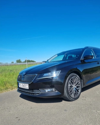 Skoda Superb cena 78500 przebieg: 175650, rok produkcji 2017 z Leszno małe 379